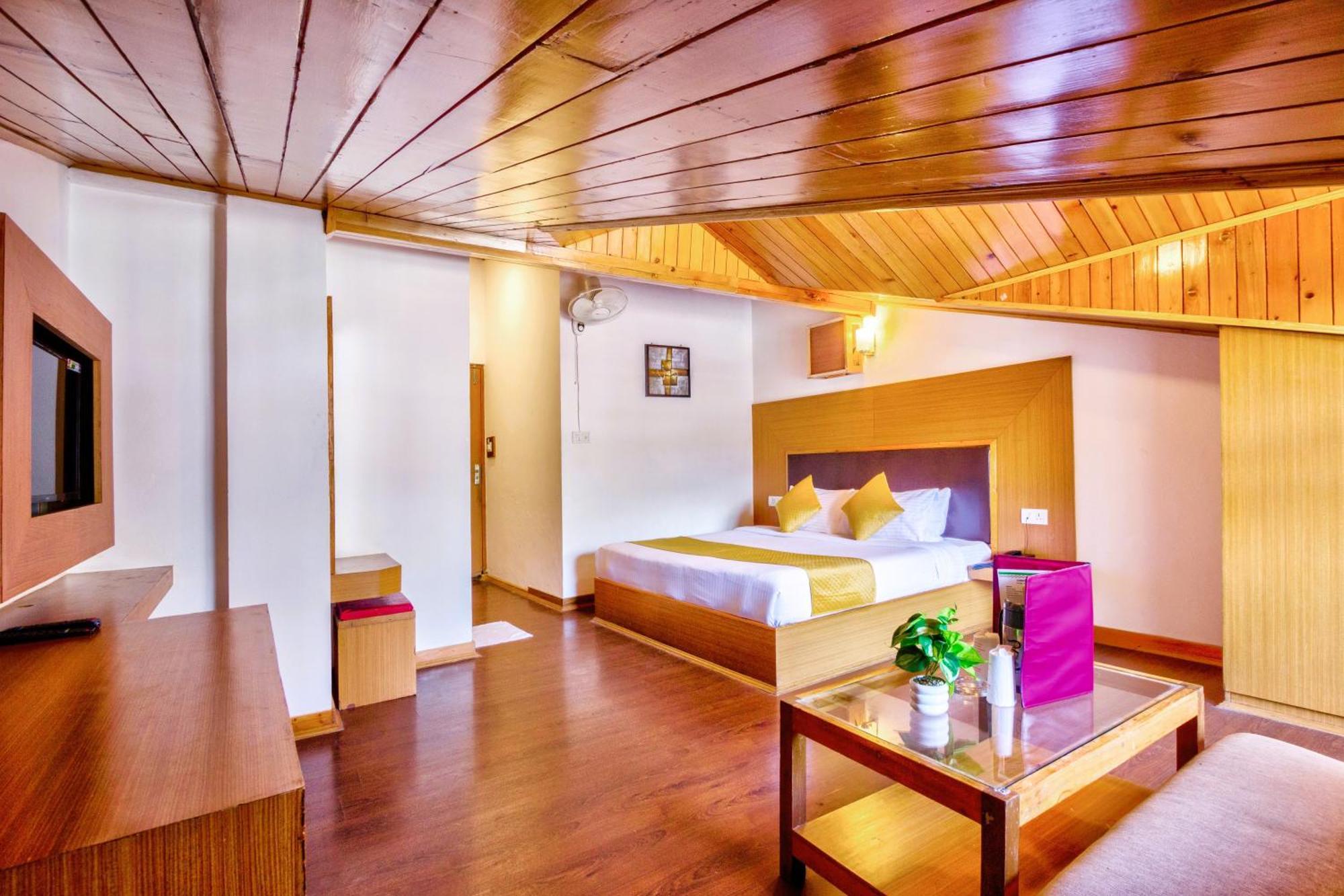 Hotel Greenfields Манали Экстерьер фото