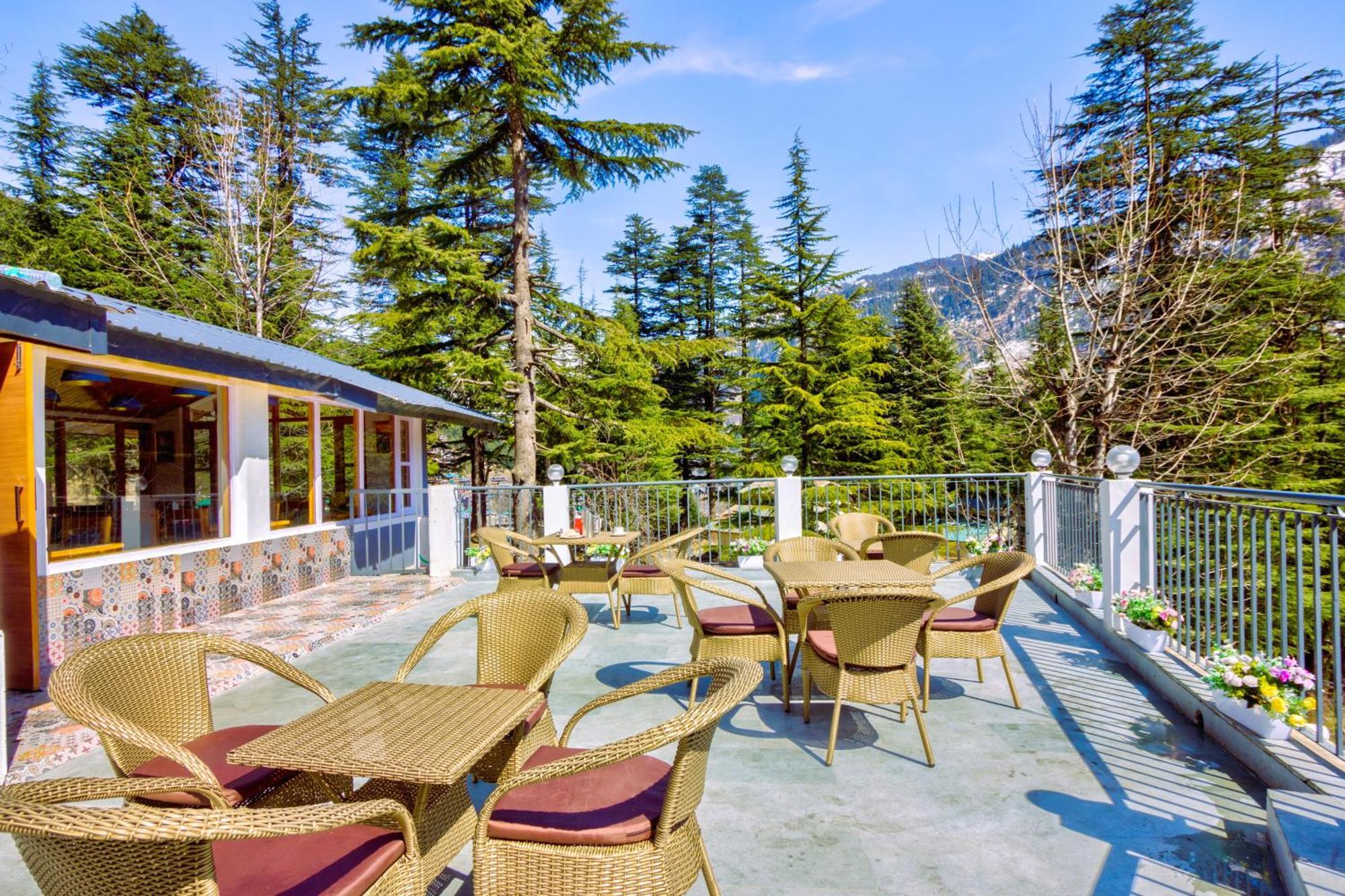 Hotel Greenfields Манали Экстерьер фото